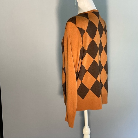 Karen Lessly Brown and Camel Argyle XL Ladies Cardigan, Tortoise Shell Buttons - Picture 12 of 16
